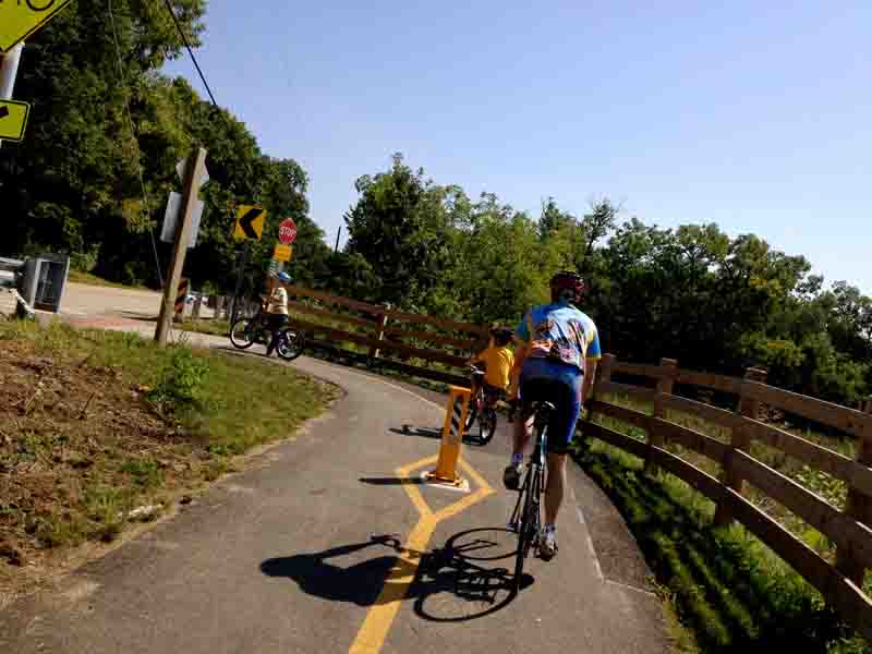 Centennial Trail - Bluff Rd Crossing